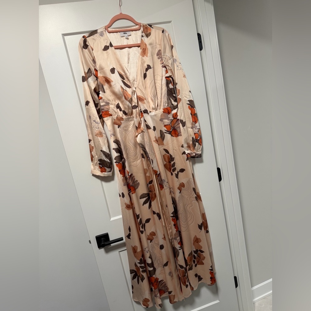 Vici Floral Maxi Dress in Cream and Orange